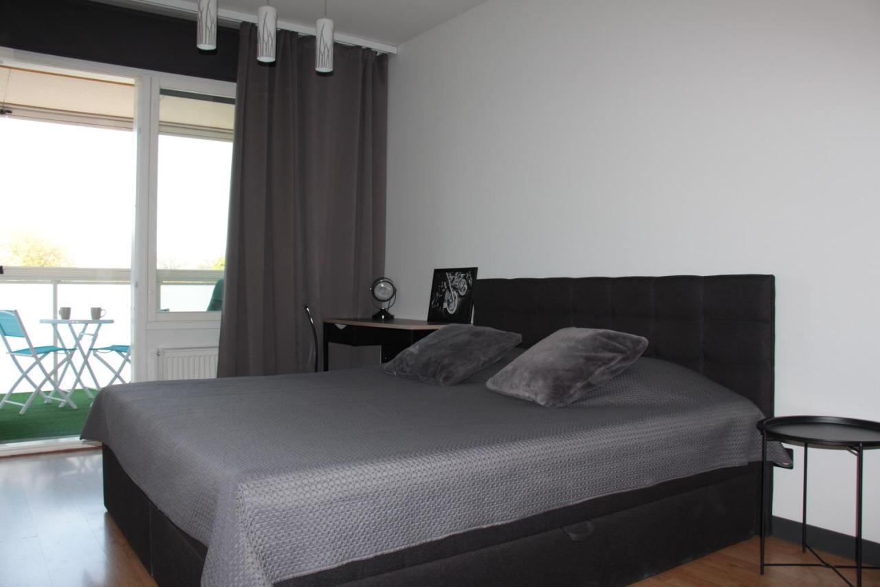 New Modern 4-Room Apartment With Big Balcony And Undeground Parking In Center Of Tallinn Exteriör bild