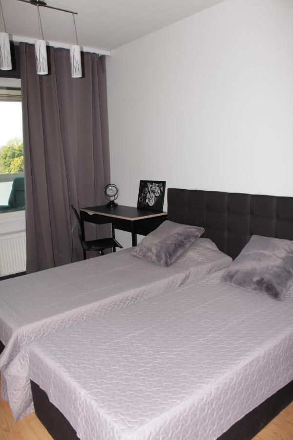 New Modern 4-Room Apartment With Big Balcony And Undeground Parking In Center Of Tallinn Exteriör bild