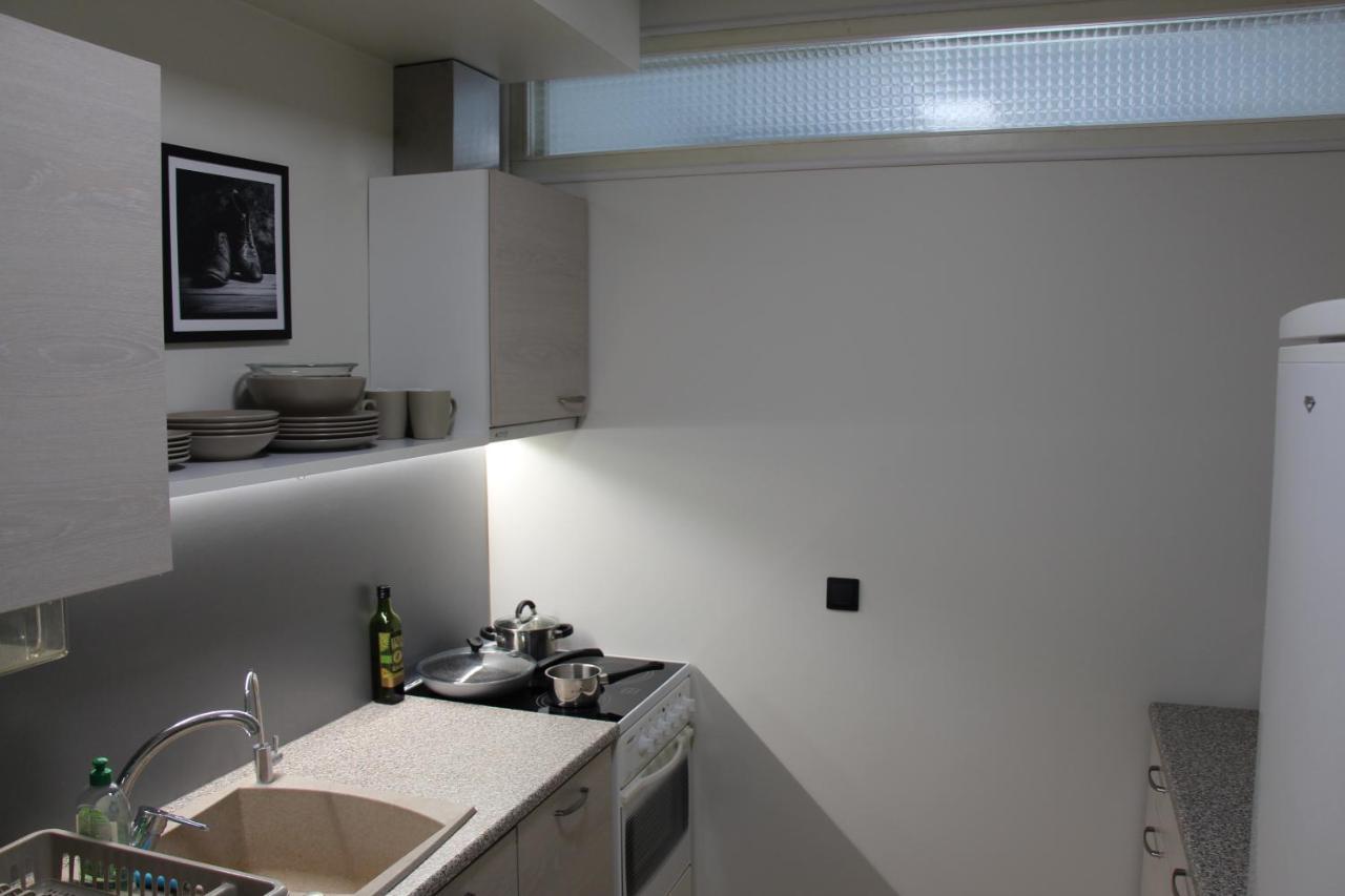 New Modern 4-Room Apartment With Big Balcony And Undeground Parking In Center Of Tallinn Exteriör bild