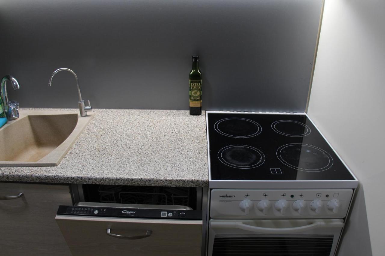 New Modern 4-Room Apartment With Big Balcony And Undeground Parking In Center Of Tallinn Exteriör bild